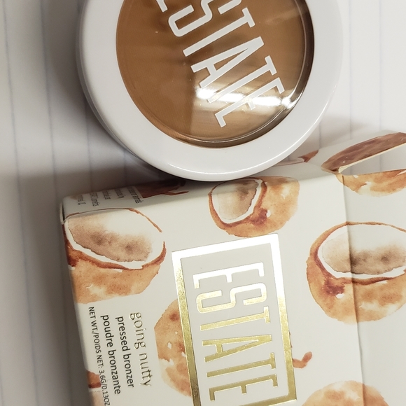 Makeup Lot - Picture 3 of 10